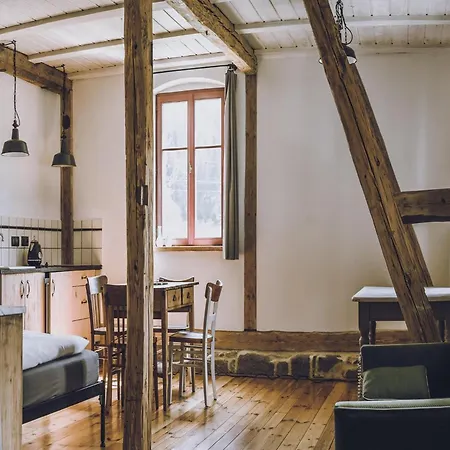 Dom wakacyjny Silesian Mansion With Terrace Janowice Wielkie